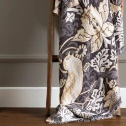 Morris & Co. Strawberry Thief Throw 130cm X 170cm -Home Furnishing Store 30982173 alt06