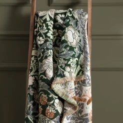 Morris & Co. Strawberry Thief Throw 130cm X 170cm -Home Furnishing Store 30982323 alt05