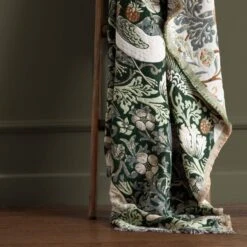 Morris & Co. Strawberry Thief Throw 130cm X 170cm -Home Furnishing Store 30982323 alt06